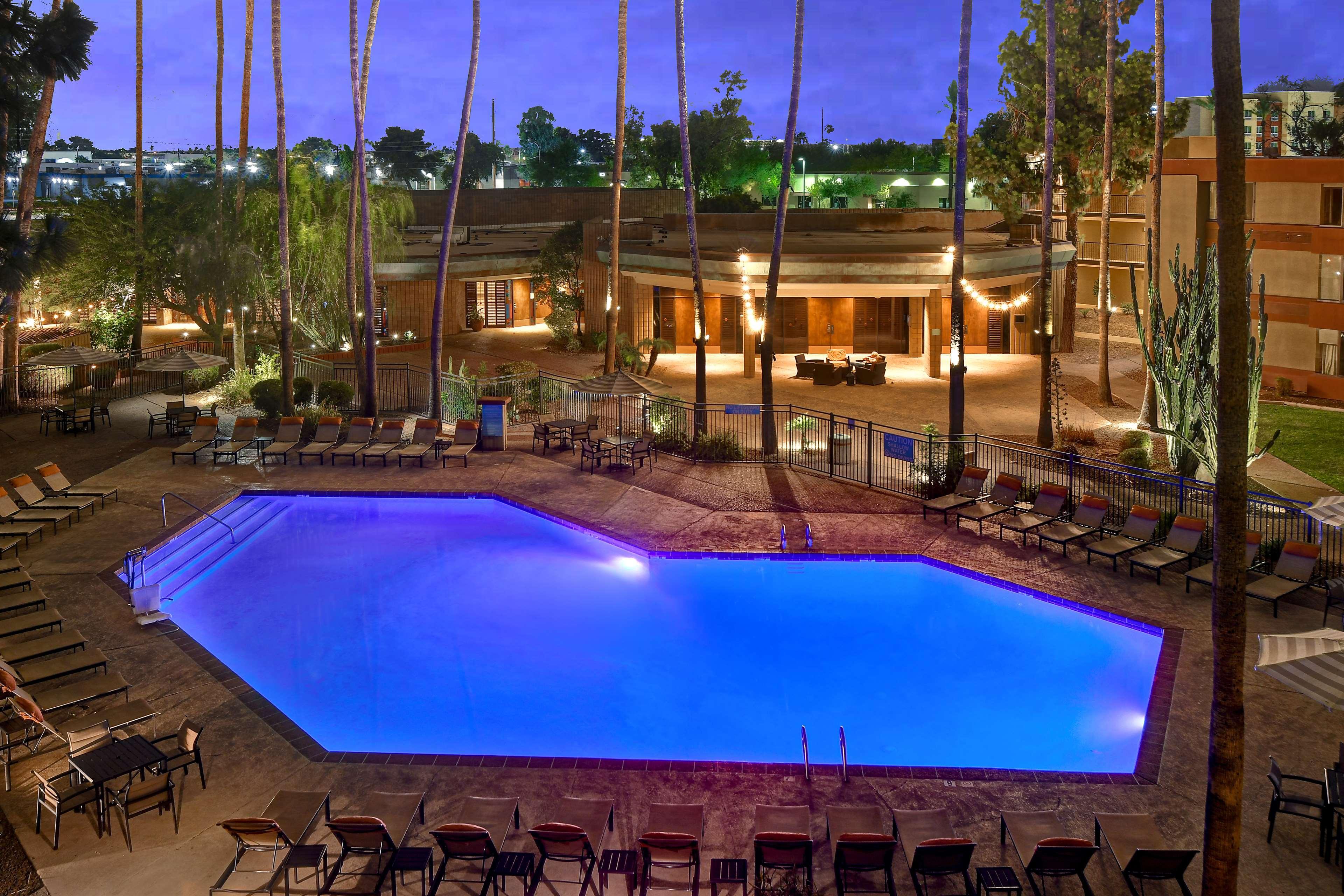 Doubletree By Hilton Phoenix- Tempe Ngoại thất bức ảnh