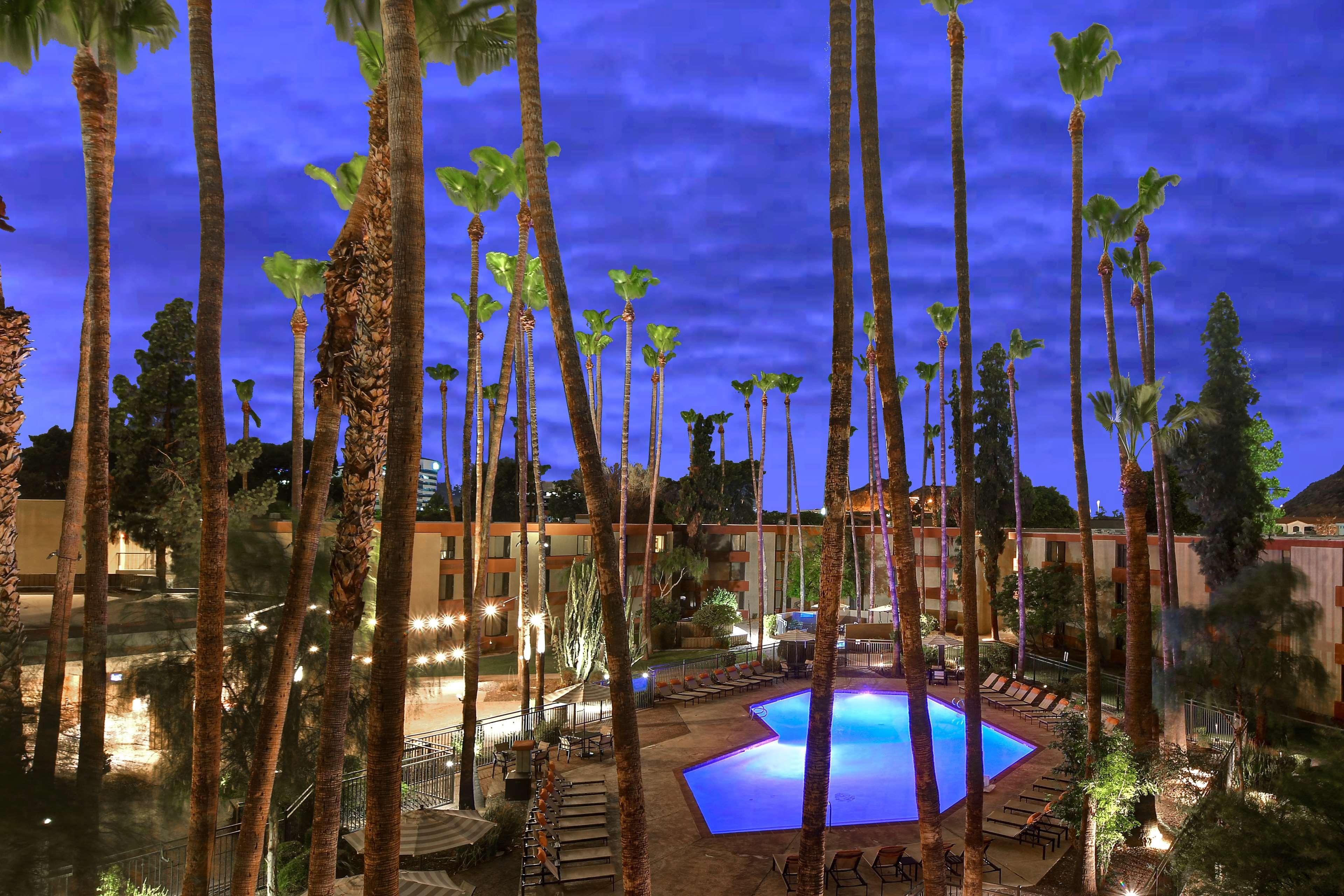 Doubletree By Hilton Phoenix- Tempe Ngoại thất bức ảnh